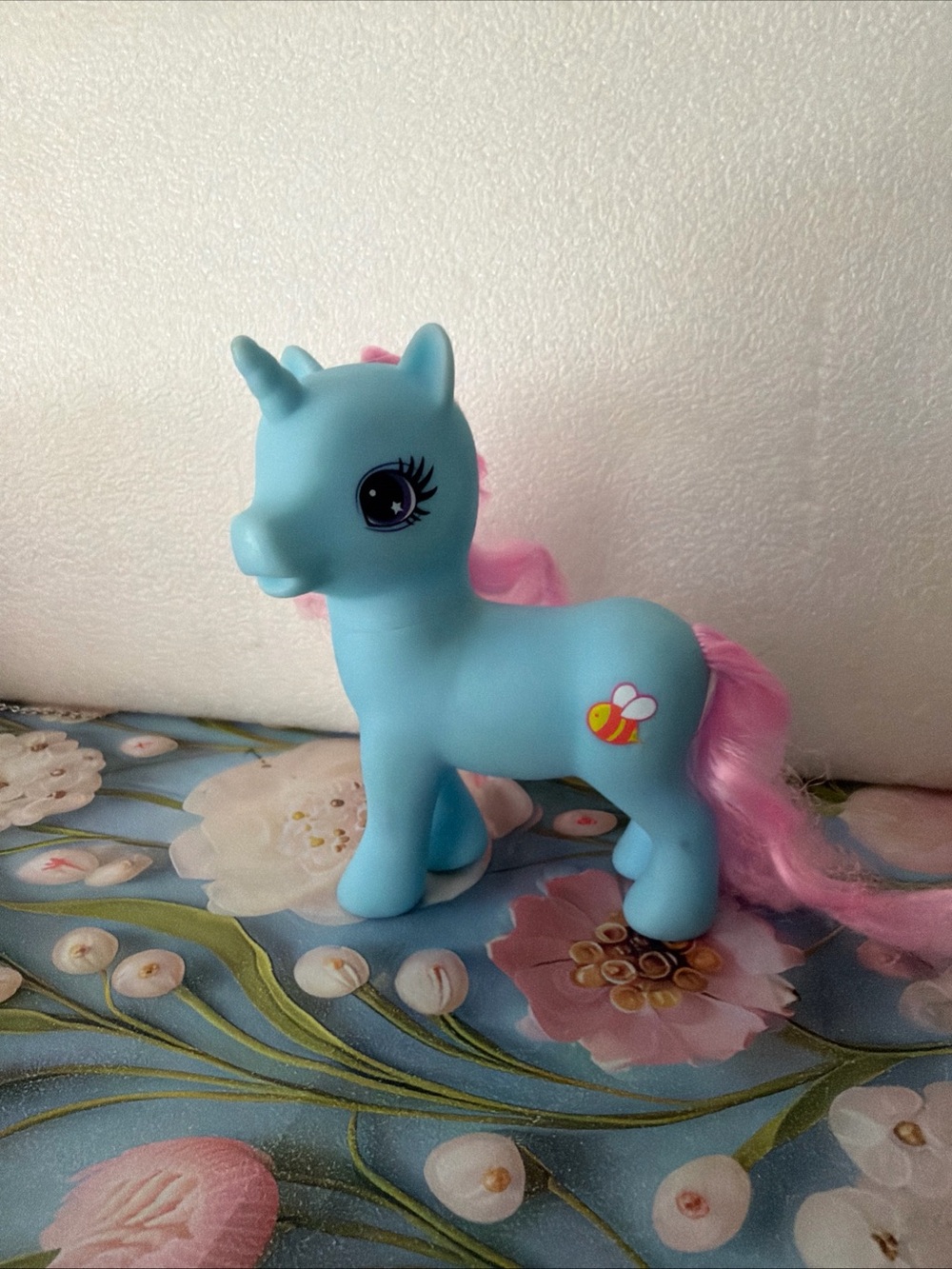 Pony Gi-Go Wonder Blue Unicorn Pink Hair Bumble Bee MLP 1981